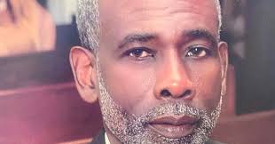 MR. CHARLES LEVOIN STUART