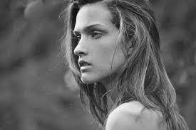 Jeanne Bouchard's Instagram, Twitter & Facebook