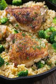 One Pot Chicken With Cheddar Broccoli Rice Dinner At The Zoo Chicken Broccoli Rice Chicken Thigh Casserole Chicken Broccoli Rice Casserole