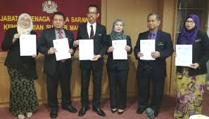 Dalam perintah gaji minimum 2016, kadar gaji minimum bulanan ditetapkan pada kadar rm1,000 sebulan bagi pekerja di semenanjung malaysia dan rm920 bagi pekerja di sabah, sarawak dan labuan. Jtk Sarawak 222 Majikan Dikesan Gagal Mematuhi Perintah Gaji Minimum Pada Tahun 2019 Dayakdaily