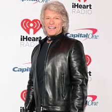 Formed in 1983, bon jovi consists of lead singer and namesake jon bon jovi, pianist and keyboard player david bryan, lead guitarist phil. Jon Bon Jovi Promiflash De