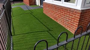 How to have a beautiful front the complete low maintenance front garden. 7 Reasons Artificial Grass Is Perfect For Your Front Garden