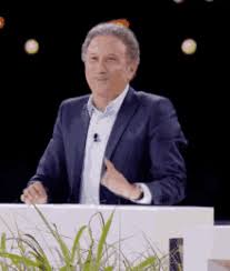 Michel drucker a dû être opéré en urgence. Drucker Michel Drucker Gif Drucker Micheldrucker Michel Discover Share Gifs