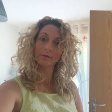 Tracey Saunders (@TraceyS20635826)