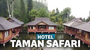 Villa dengan interior fully furnished antara lain kamar tidur, ruang makan, ruang tamu dan ruang keluarga, ruangan terbuka untuk kumpul dan bersantai. 7 Hotel Dekat Taman Safari Terbaik Bikin Irit Biaya