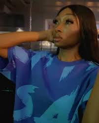 You know that I love my gyal petite 🎶 😌 📸: @dami.bello ❤️ Skin:  @firma_beauties