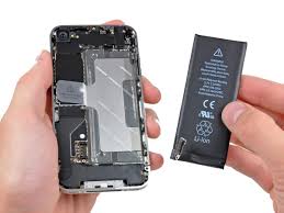 Ini semua bertujuan agar smartphone milik anda terlindungi dari luar, yang mungkin bisa menyebabkan kerusakan, baik itu pada layar, tombol fisik dan sebagainya. Cara Merawat Iphone 4 5 Dan 6 Agar Awet Futureloka
