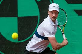 Botic van de zandschulp (born 4 october 1995) is a dutch tennis player. Botic Van De Zandschulp Lijkt Klaar Voor Het Grote Werk Sport De Vallei Gelderlander Nl