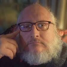 Princesses can have short hair too 💛