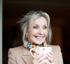 Anne Davies: Learn how to present with Award-Winning Anne Davies