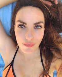 Zeynep Koltuk Ben Guneslenmekten Ote Golgeleniyorum Sanirim Summer2020 Sunnyday Weekend Adanali Behzatc Adanalimaria Kuzeyyildizi Kuzeyyildiziilkask Facebook
