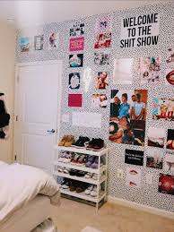 Offriamo un'ampia scelta di stili, che spaziano dal moderno al classico, proponendo sia linee essenziali che design più elaborati. Pin Di Emily Sawyer Su H O M E S W E E T H O M E Idee Camera Da Letto Ikea Idee Camera Da Letto Ragazza Idee Camera Da Letto Moderna