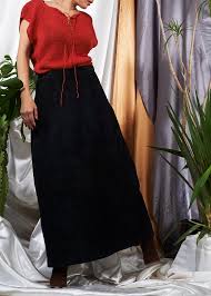 Maxi skirts and other long skirts are available in a ton of cuts and colors to complement your personality and tastes. Long Skirt Size M Vintage 90s Club Kid Gold Rivets High Waist Skirt Studded Black Maxi Skirt Women S Clothing Clothing Bgc Sedahotels Com