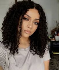 Shoulder Length Haircuts For Naturally Curly Hair Naturalcurlyhairstyles Hair Styles Curly Hair Styles Naturally Shoulder Length Curly Hair
