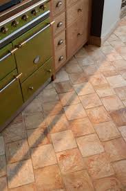 Carrelages De Saint Samson Realisations Sols En Terre Cuite Et Realisation D Enduits Decoratif Et Design En Sol Terre Cuite Terre Cuite Carrelage Terre Cuite