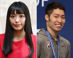 2016年リオデジャネイロオリンピック400メートル個人メドレーの金メダリスト・萩野公介選手と今秋 結婚 、12月に出産予定であることを発表した女 優 でシンガーソングライターのmiwa。 2019å¹´ã«çµå©šã‚'ç™ºè¡¨ã—ãŸä¸»ãªèŠ¸èƒ½äºº å†™çœŸç‰¹é›†18 26 æ¯Žæ—¥æ–°èž