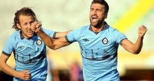 Altay spor kulübü, 16 ocak 1914'te i̇zmir'de altay i̇dman yurdu adıyla kurulan, özellikle futbol dalında etkinlik gösteren spor kulübüdür. Altay In Mavi Formasi Cok Sevildi