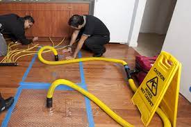 How to dry wood floor after leak
