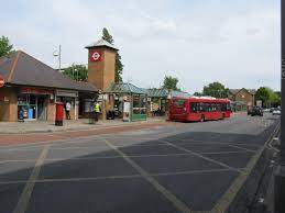 371 371 to richmond, manor circus 6 mins. Kingston Bus Station
