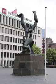 Afbeeldingsresultaat voor dineke van es verwoeste steden