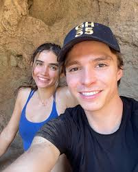 Who likes this young 🌟🤩