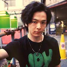 画像に含まれている可能性があるもの 1人 中村 倫也 俳優 倫也