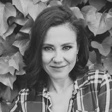 ESCRITORAS Y PERSONAJES FEMENINOS EN LA LITERATURA