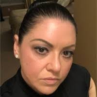 Kelly Schrauth's Instagram, Twitter & Facebook