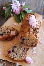 Cake Aux Fruits Rouges Et Amandes Cake Aux Fruits Gateau Amande Fruits Rouges
