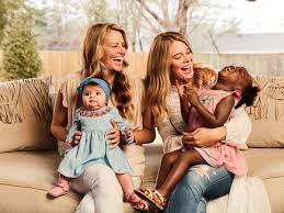 Lauren Akins On Motherhood Thomas Rhett Young Celebrities Lauren