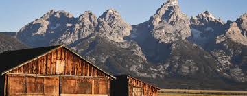 Lizard creek campground at the north end of grand teton national park, about 32 miles north of moose, has 60 sites and fills in the evening if at all. Guide To Visiting Grand Teton National Park Wyoming 2021 The Partying Traveler