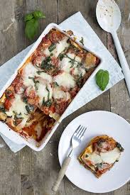Lasagne Melanzane Alla Parmigiana Vegetarische Lasagne Opgebouwd Uit Lasagnebladen Vegetarische Lasagne Recepten Vegetarische Recepten Vegetarische Lasagne