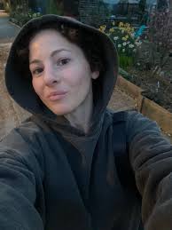 Observing and appreciating wildlife in New London, MN