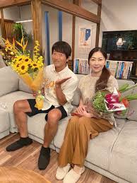 魔法のリノベ』公式 🏠33 Blu-ray&DVD発売！ on X: 1話ゲスト 中山美穂 さん 寺脇康文 さん ありがとうございました💐  エンディングで流れた 西崎家のアフターシーン どうでしたか？😀 寺脇さん演じる和則の、本気の蕎麦打ちが気合い入ってて最高でした！ ヨルシカ ...