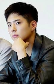 Danielle Mendiola's Instagram, Twitter & Facebook