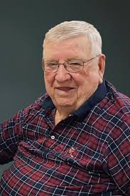 Leon Milligan's Instagram, Twitter & Facebook