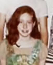 Could one of you very talented artist please clear, enhance, repair and  touch up the color in this photo and change the background please? thank  you