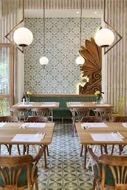 Http Www Revistadolcevita Com 2018 05 La Maison Du Grec By Minas Kosm Decoracion Restaurantes Diseno De Interiores Del Restaurante Interiores Del Restaurante