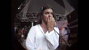 Travis warren is our current vocalist as he has been since 2007; Shannon Hoon Death How Did Blind Melon Singer Die His Cause Of Death