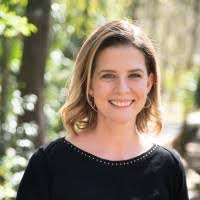 Erica Gonzaga's Instagram, Twitter & Facebook