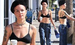 She'll never tell, but we think we've cracked the code about her exes. Halsey Shows Ex Boyfriend G Eazy What He S Missing Out On As She Strides Through La In Her Bra Daily Mail Online