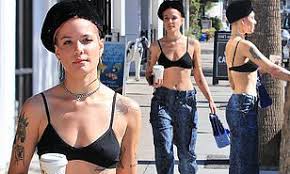Halsey and evan made their relationship instagram official on halloween and moved in together in january. Halsey Shows Ex Boyfriend G Eazy What He S Missing Out On As She Strides Through La In Her Bra Daily Mail Online