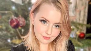 Mum Makes £10,000 A Month Selling Breastmilk Videos