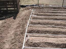 Sistema De Riego Por Goteo Con Tuberias De Pvc Sistema De Riego Por Goteo Sistema De Riego Riego Por Goteo