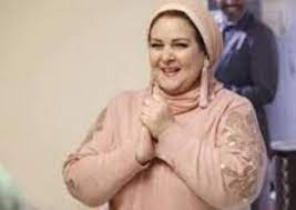 Jun 03, 2021 · أما سمير غانم، فأخبره العراف أن هناك مفاجأة ستحدث له وأن اثنين من ذريته سيكون لهما شأنًا ضخم، وربط المتابعون بين هذه النبوءة وبين زواجه بالفنانة دلال عبدالعزيز غانم بعد ذلك وشهرة كلاً من. Janf2xo2sdtzgm