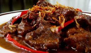 Rendang adalah masakan yang mengandung bumbu rempah yang kaya. Okezone Week End Lebih Mengenal Rabeg Kuliner Khas Banten Yang Selalu Hadir Saat Idul Adha Okezone Lifestyle