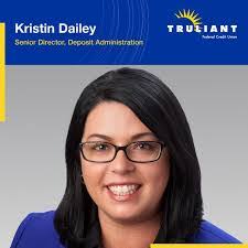 Julie Blackledge's Instagram, Twitter & Facebook