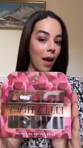 Lots of lipsticks @ellentracynyc Matte Collection I purchased it from @TK  Maxx #makeup #lipstick #ellentracy #tkmaxx #newmakeup