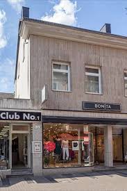 2 Wohn Und Geschaftshauser Im Zentrum Von Benrath Moglichkeit Zum Selbstbezug Haus Vermieten Immobilien Dusseldorf Benrath