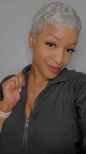 270 Natural hair cut with color ideas